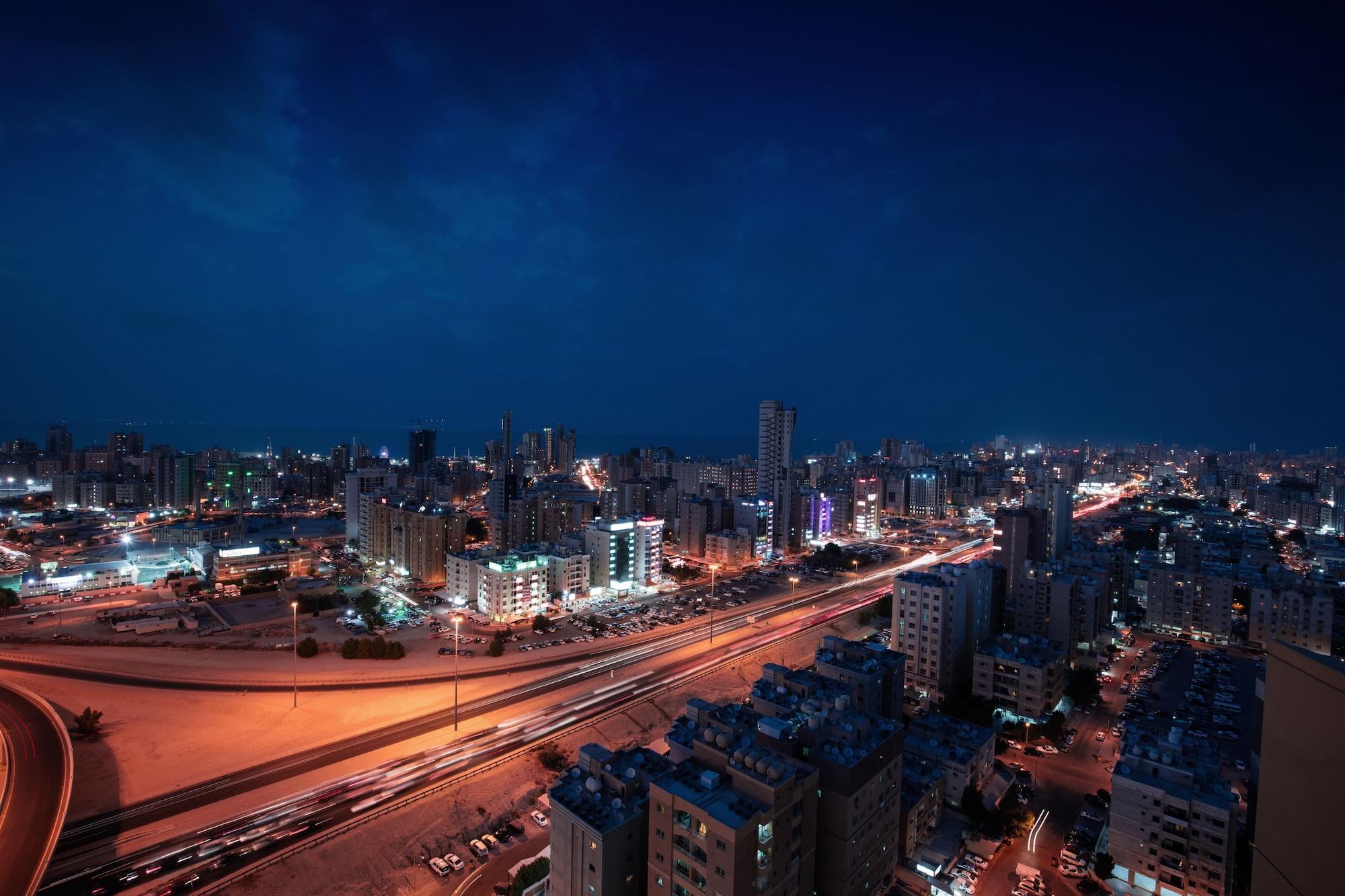 فندق ومركز مؤتمرات ميلينيوم الكويت المظهر الخارجي الصورة Riyadh skyline