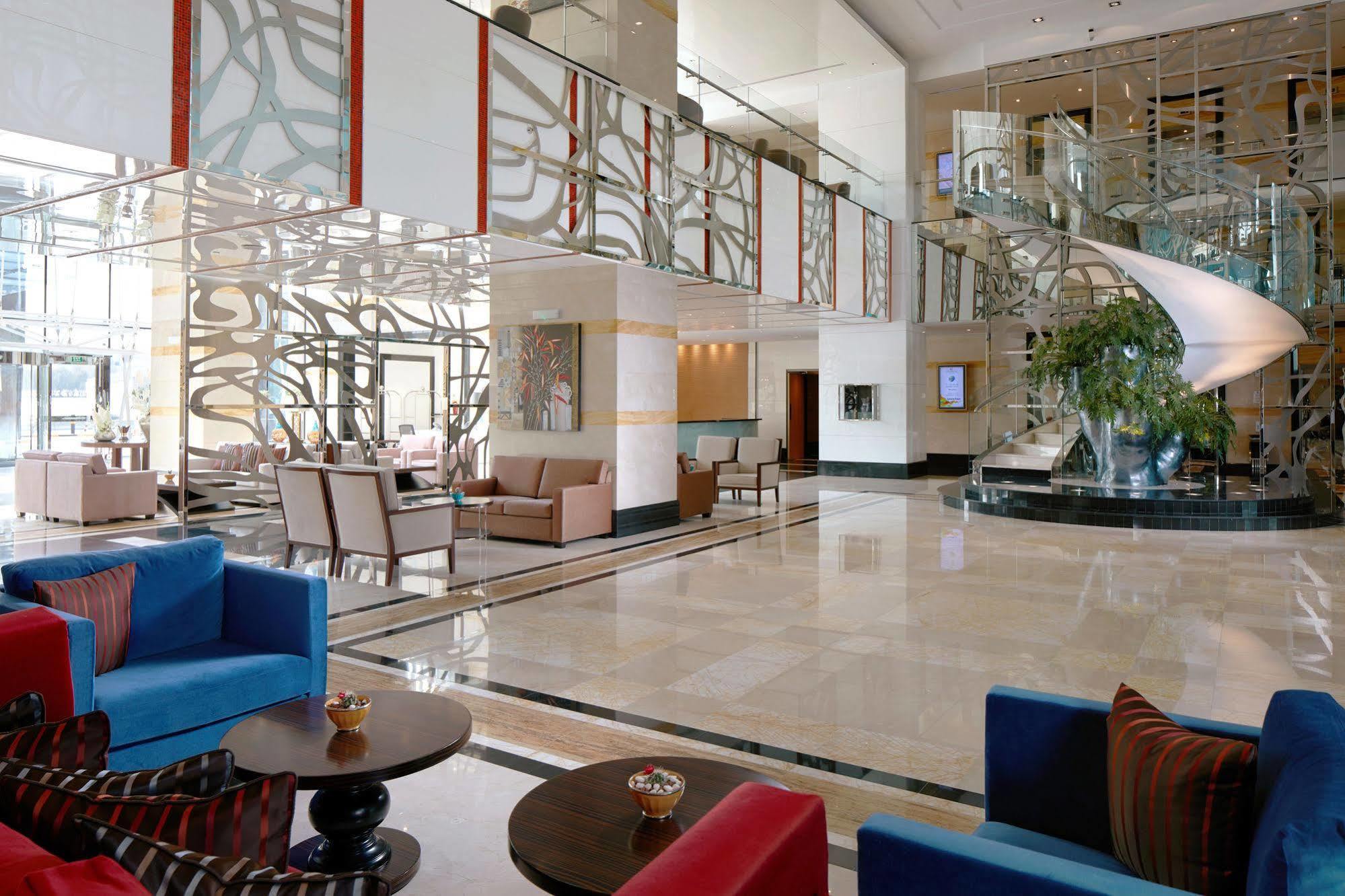 فندق ومركز مؤتمرات ميلينيوم الكويت المظهر الخارجي الصورة Lobby