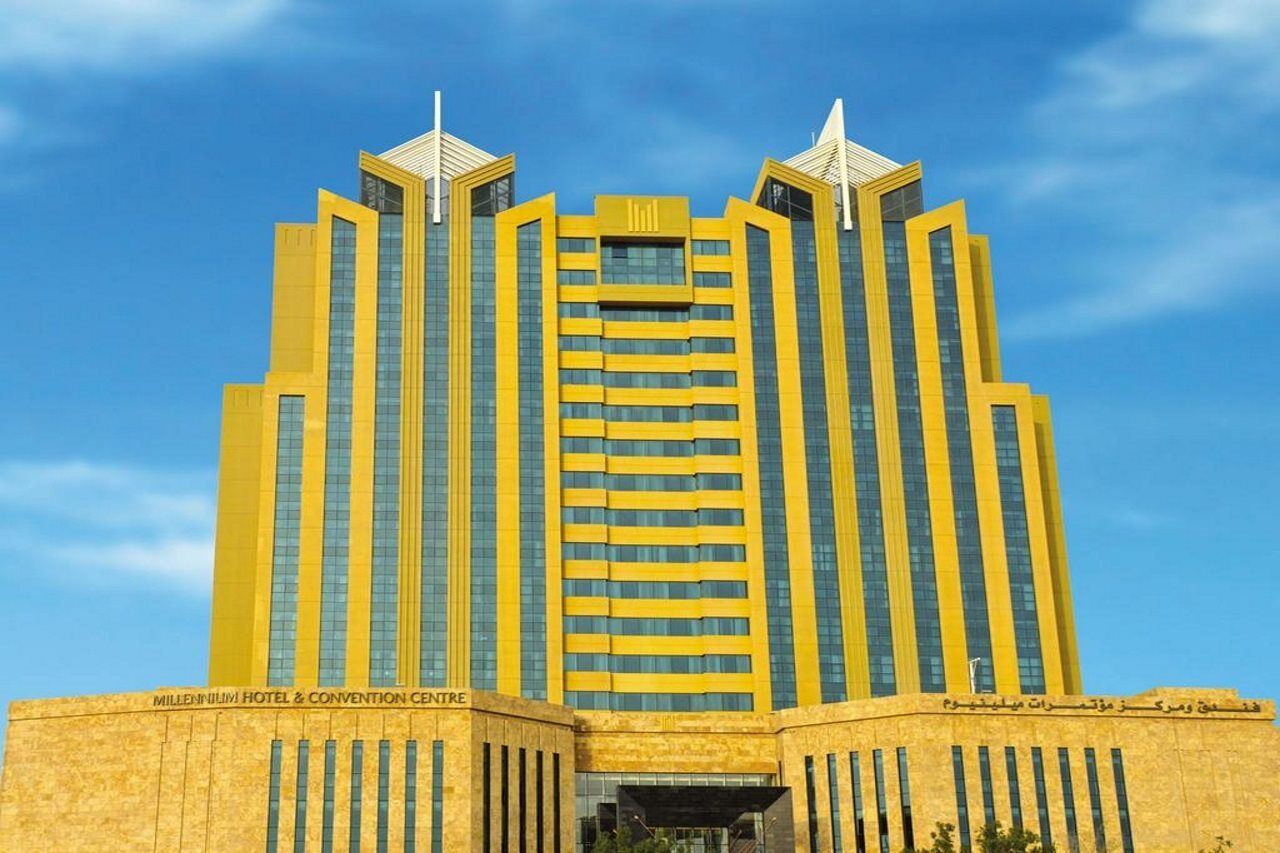 فندق ومركز مؤتمرات ميلينيوم الكويت المظهر الخارجي الصورة The Grand Hotel